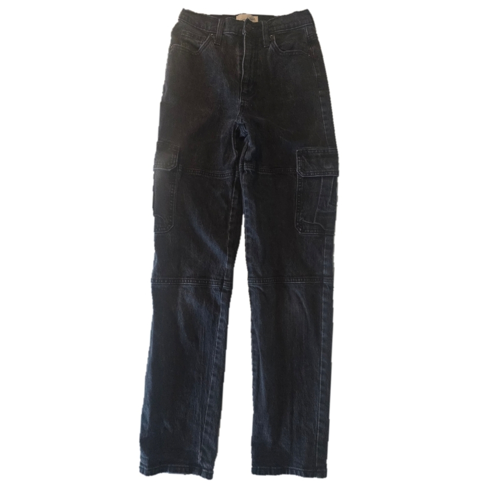Universal Thread Women's High Rise Jeans - Dark Blue Size 0R